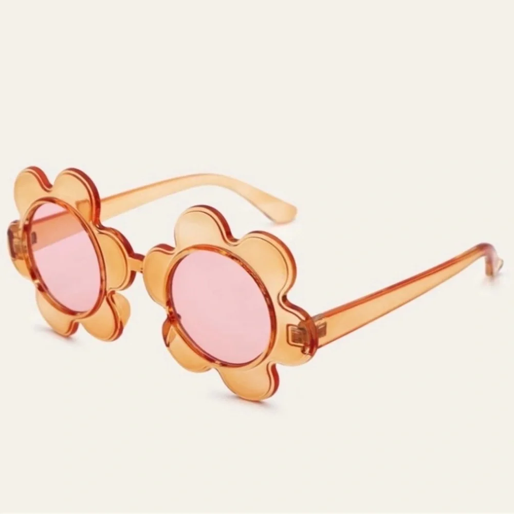 FLOWER POWER Sunnies—LAST PAIR